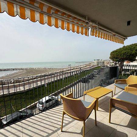 Nuovo Residence Serenissima Frontemare - Agenzia Cocal Caorle Ngoại thất bức ảnh